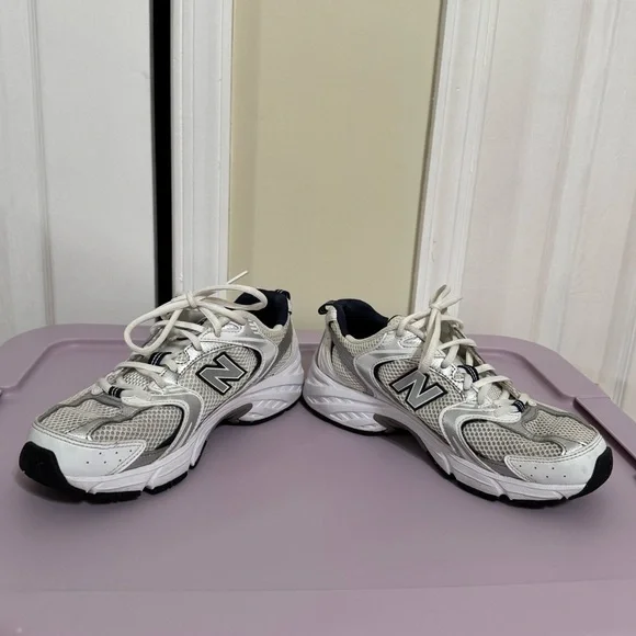 New Balance 530 Sneaker - Picture 3 of 9